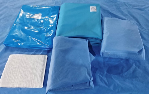 DISPOSABLE CLOTHING SET FOR OPHTHALMOLOGY